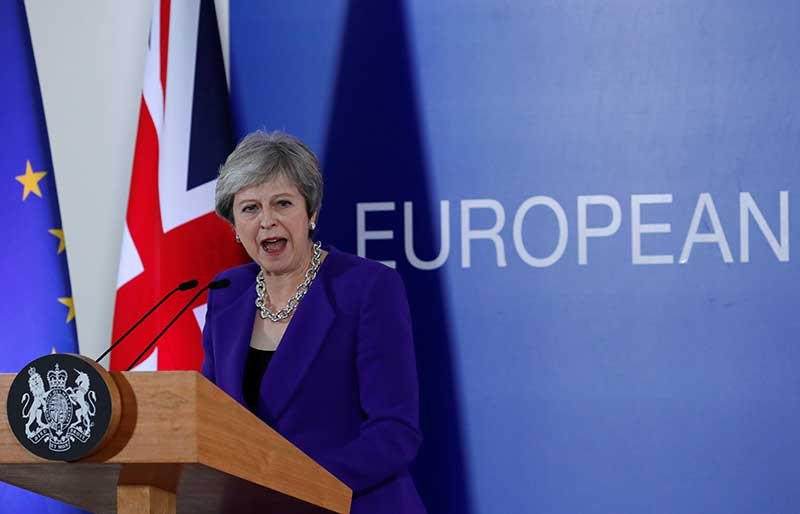 2018-10-22T041604Z_1_LYNXNPEE9L0AV_RTROPTP_4_BRITAIN-EU-SUMMIT.JPG