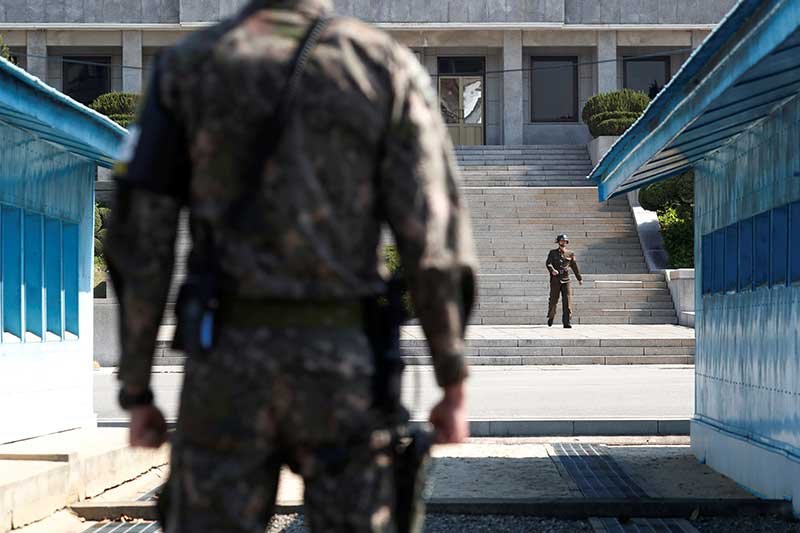2018-10-22T110454Z_1_LYNXNPEE9L0YE_RTROPTP_4_NORTHKOREA-MISSILES-DMZ.JPG