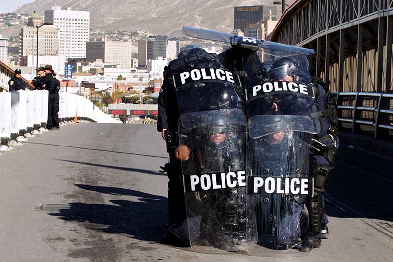 2018-10-31T214736Z_2_LYNXNPEE9U1V4_RTROPTP_4_USA-IMMIGRATION-MEXICO.JPG