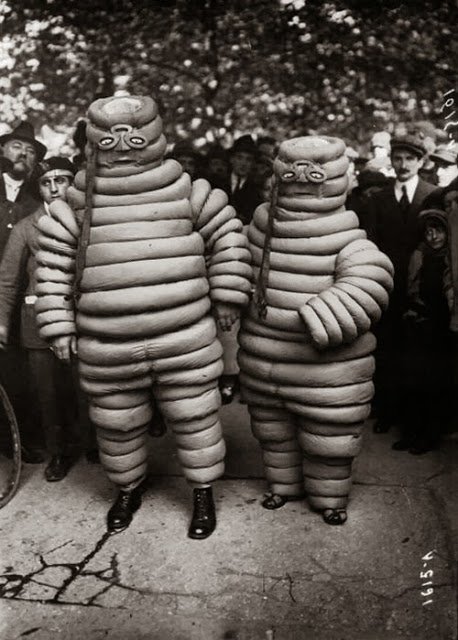 bibs.jpeg.21a11945196e90184f0d8719988c780d.jpeg