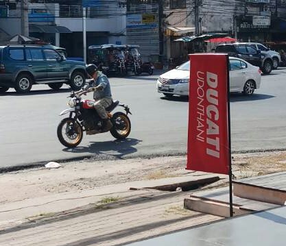 010.jpg.7d54afefb0d901a64a86b022810bdd66.jpg