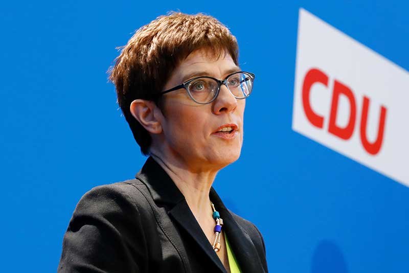 2018-11-07T102637Z_1_LYNXNPEEA60SZ_RTROPTP_4_GERMANY-POLITICS-CDU.JPG