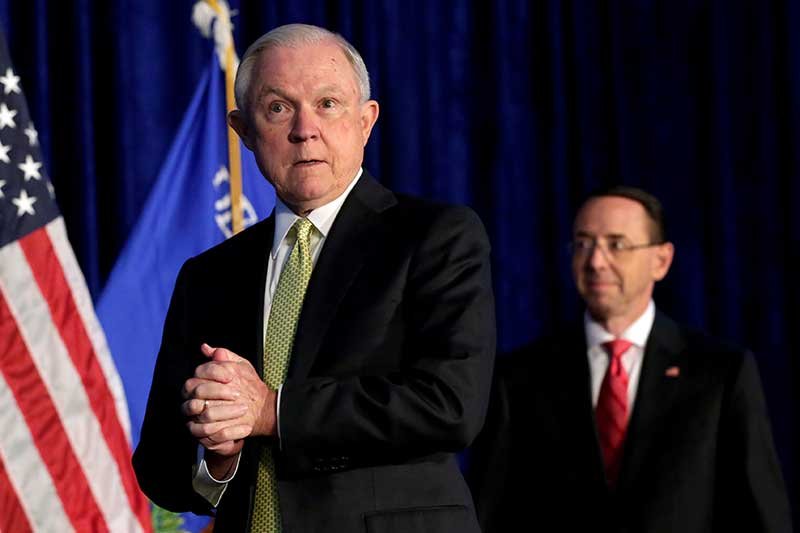 2018-11-08T171635Z_1_LYNXNPEEA71MN_RTROPTP_4_USA-TRUMP-SESSIONS.JPG