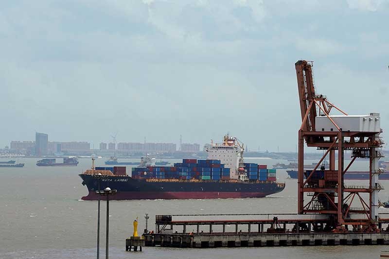 2018-11-26T213739Z_2_LYNXNPEEAP1QJ_RTROPTP_4_USA-TRADE-CHINA.JPG