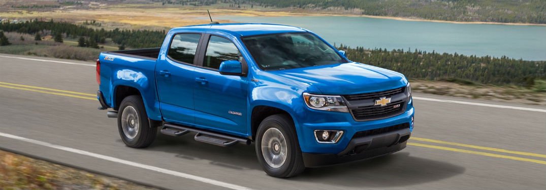2018-Chevrolet-Colorado-in-Blue-driving-alongside-lake-or-river_o.jpg.a18907e91b68a8687cd49c2e9fb645d7.jpg