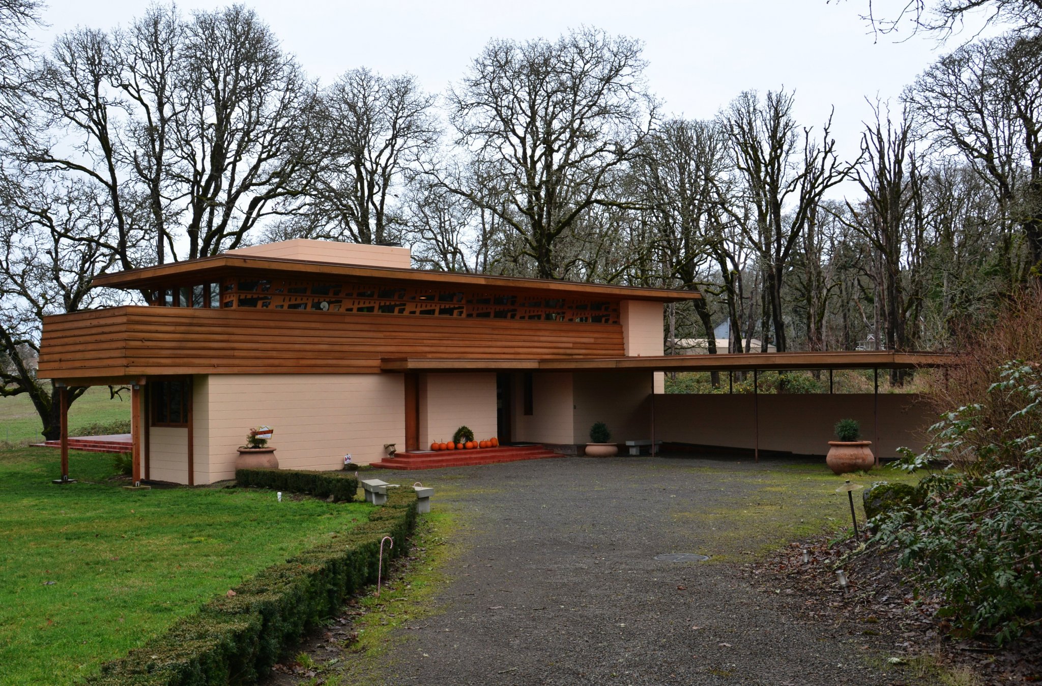 FLW House.JPG