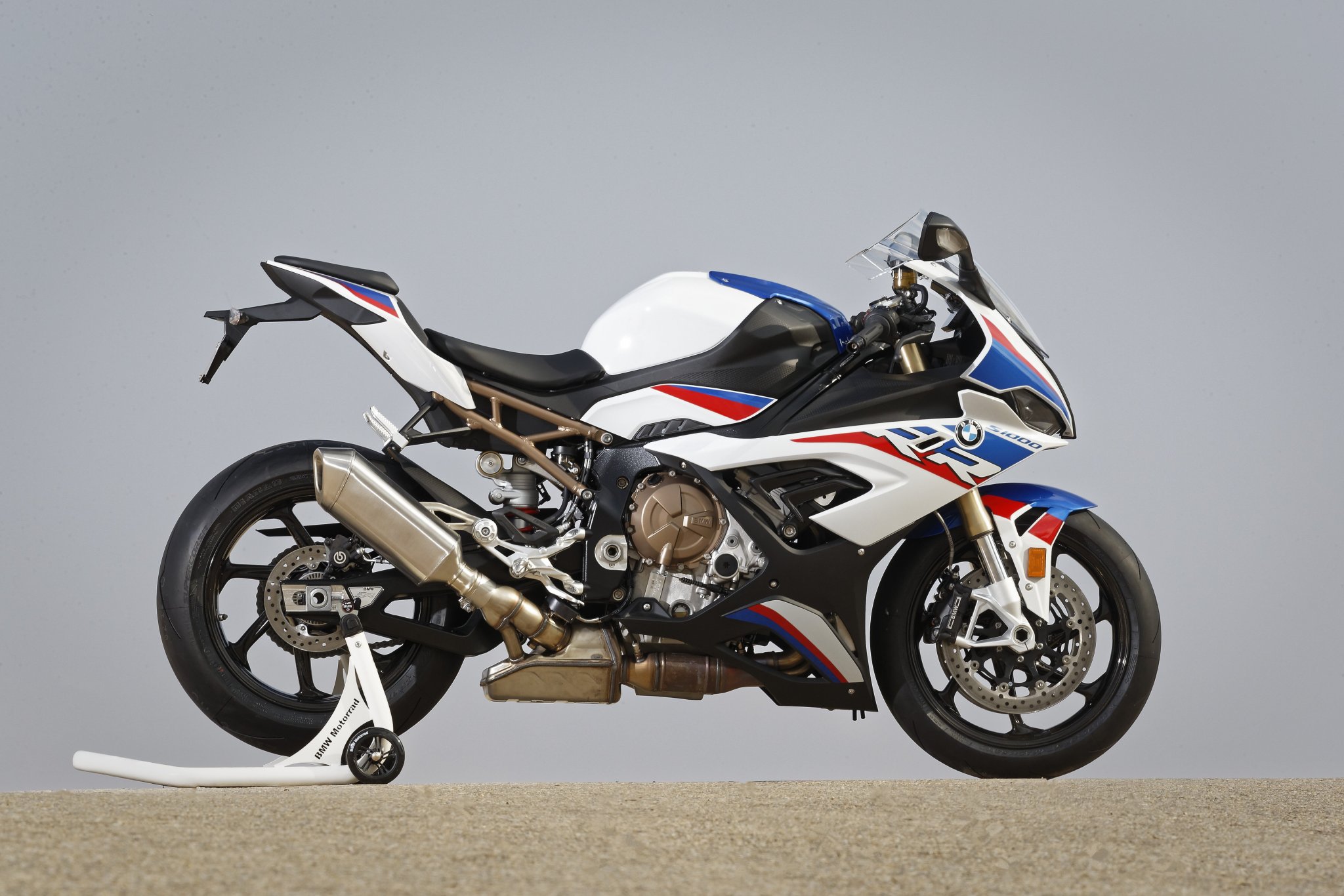 P90327378_highRes_bmw-s-1000-rr-11-201.thumb.jpg.693c96a296553d84a5a083aa973a497d.jpg