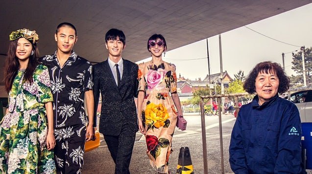 dolce-gabbana-dg-loves-china-campaign-2017-9.jpg