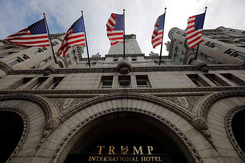 2018-12-04T231924Z_1_LYNXMPEEB31S9_RTROPTP_4_USA-TRUMP-EMOLUMENTS.JPG