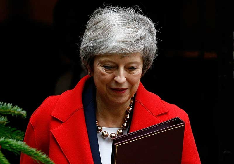 2018-12-09T151208Z_1_LYNXMPEEB80CS_RTROPTP_4_BRITAIN-EU.JPG