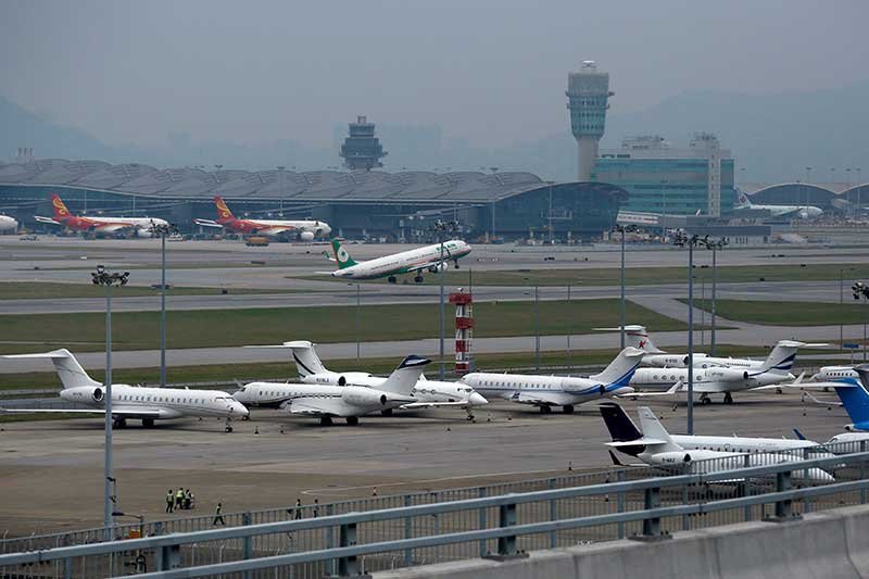 2018-12-11T042855Z_1_LYNXMPEEBA07S_RTROPTP_4_HONGKONG-AIRPORT.JPG
