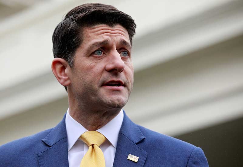 2018-12-20T185429Z_1_LYNXNPEEBJ1OI_RTROPTP_4_USA-CONGRESS-BUDGET-WHITEHOUSE.JPG