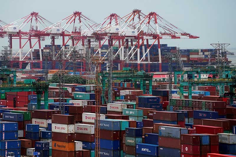 2018-12-26T213030Z_1_LYNXNPEEBP103_RTROPTP_4_USA-TRADE-CHINA.JPG