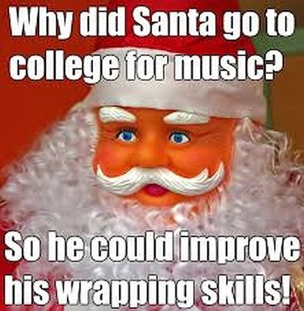 295379795_santawrapping.jpg.edb12dc83492e406fb946278f2b6bebc.jpg