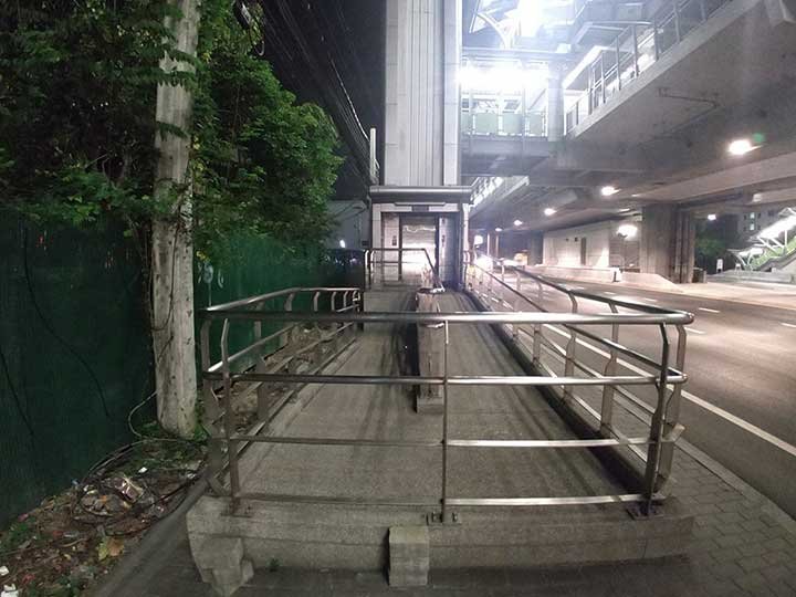 7pm.jpg