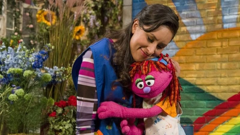 _104766005_homeless_lily_sofia_hug-h_2018.jpg