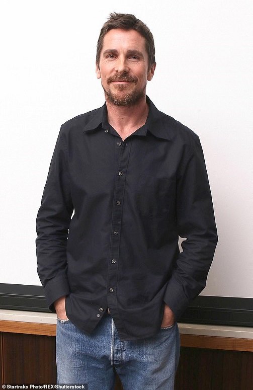 8783310-6614515-Christian_Bale_has_revealed_his_days_of_yo_yo_dieting_and_extrem-m-9_1548058016600 (1).jpg
