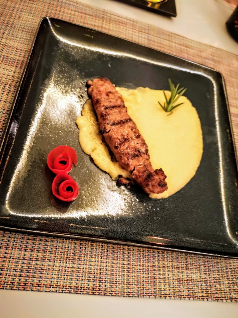 2.-APPETIZERS-Salsiccia-Polenta.jpg