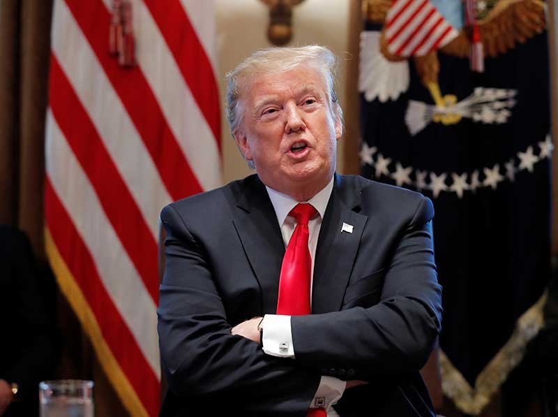 2019-01-02T210422Z_1_LYNXNPEF01114_RTROPTP_4_USA-SHUTDOWN-TRUMP.JPG