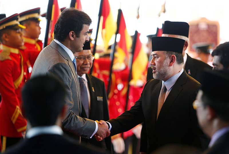 2019-01-06T132130Z_2_LYNXNPEF050D8_RTROPTP_4_MALAYSIA-KING-RESIGNATION.JPG