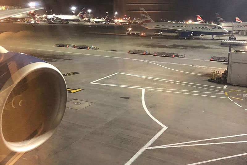2019-01-08T185259Z_1_LYNXNPEF0716N_RTROPTP_4_BRITAIN-DRONES-HEATHROW.JPG