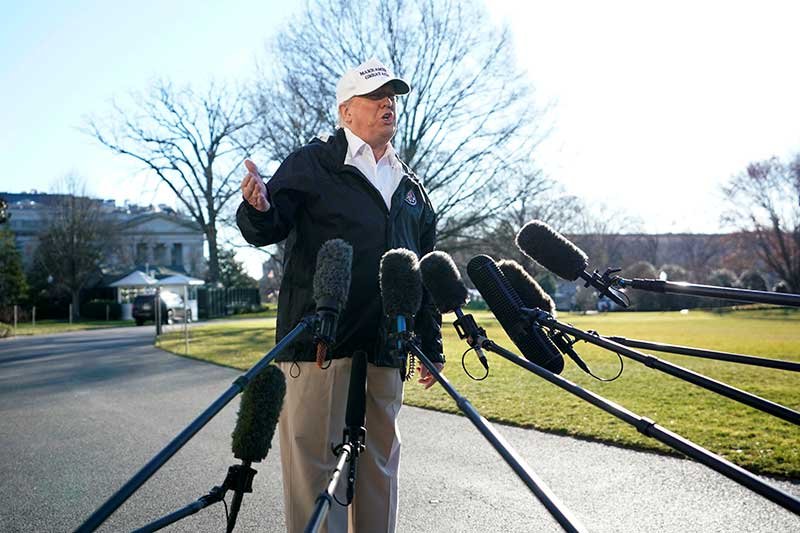 2019-01-10T180329Z_1_LYNXNPEF091L0_RTROPTP_4_USA-SHUTDOWN.JPG