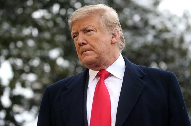 2019-01-14T152550Z_1_LYNXNPEF0D19O_RTROPTP_4_USA-TRUMP.JPG