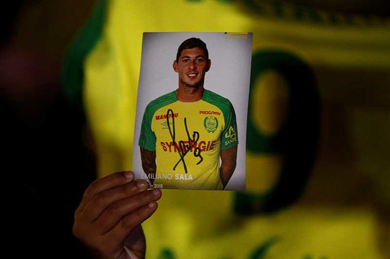 2019-01-22T190543Z_1_LYNXNPEF0L1UF_RTROPTP_4_SOCCER-SALA-CRASH.JPG
