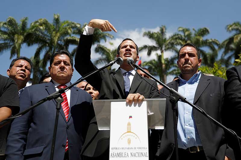 2019-01-23T051109Z_1_LYNXNPEF0M078_RTROPTP_4_VENEZUELA-POLITICS.JPG