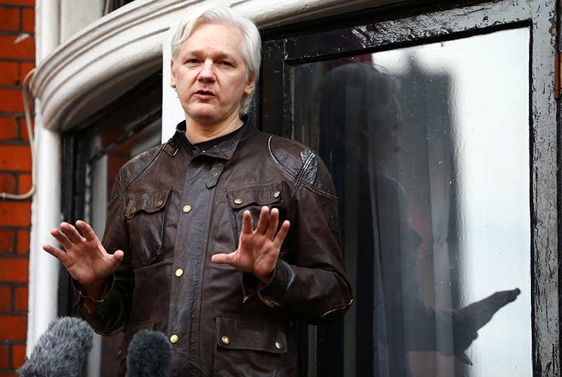 2019-01-23T221502Z_1_LYNXNPEF0M1VG_RTROPTP_4_ECUADOR-SWEDEN-ASSANGE.JPG
