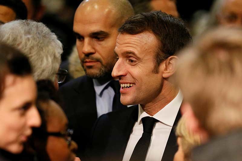 2019-01-27T223503Z_1_LYNXNPEF0Q0T6_RTROPTP_4_FRANCE-PROTESTS-DEBATE-MACRON.JPG