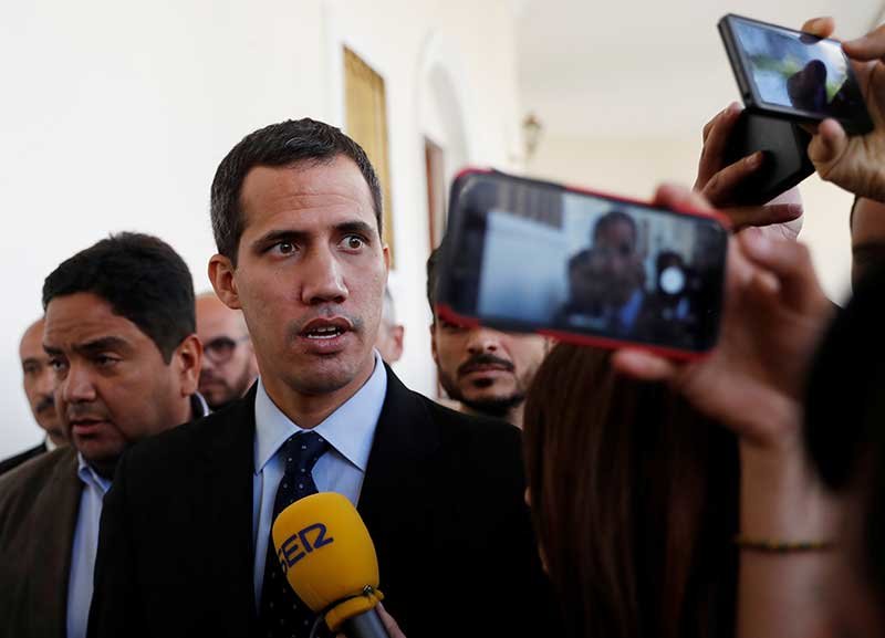 2019-01-30T041326Z_2_LYNXNPEF0T05I_RTROPTP_4_VENEZUELA-POLITICS.JPG