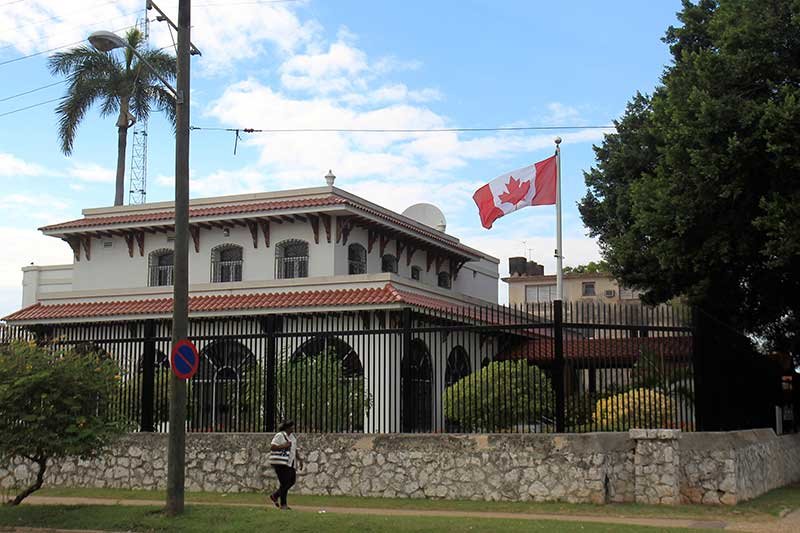 2019-01-31T004056Z_1_LYNXNPEF0U01N_RTROPTP_4_CANADA-CUBA.JPG