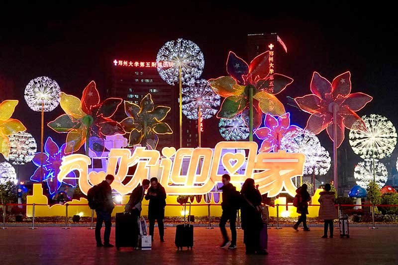 2019-01-31T074917Z_1_LYNXNPEF0U0HW_RTROPTP_4_LUNAR-NEWYEAR-CHINA-TRAVEL.JPG