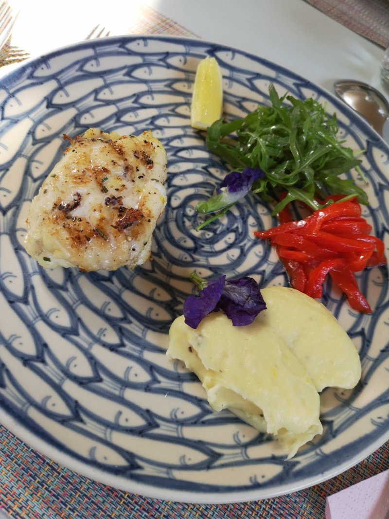5.-SECONDI-MAINS-Amalfitana-–-Red-Snapper-fillet.jpg
