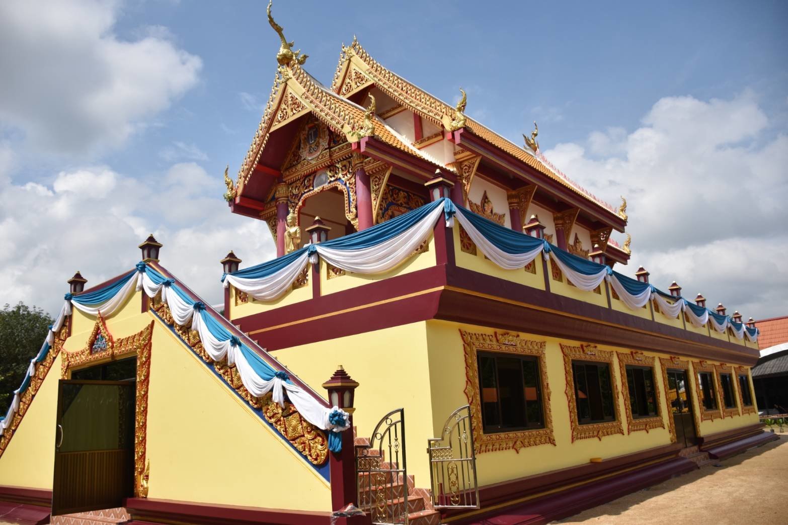 4-monks-shot1.jpg
