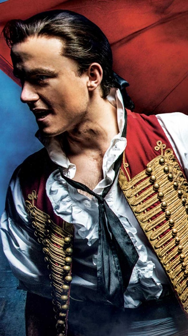 Ashley-Stillburn-in-Les-Miserables.jpg