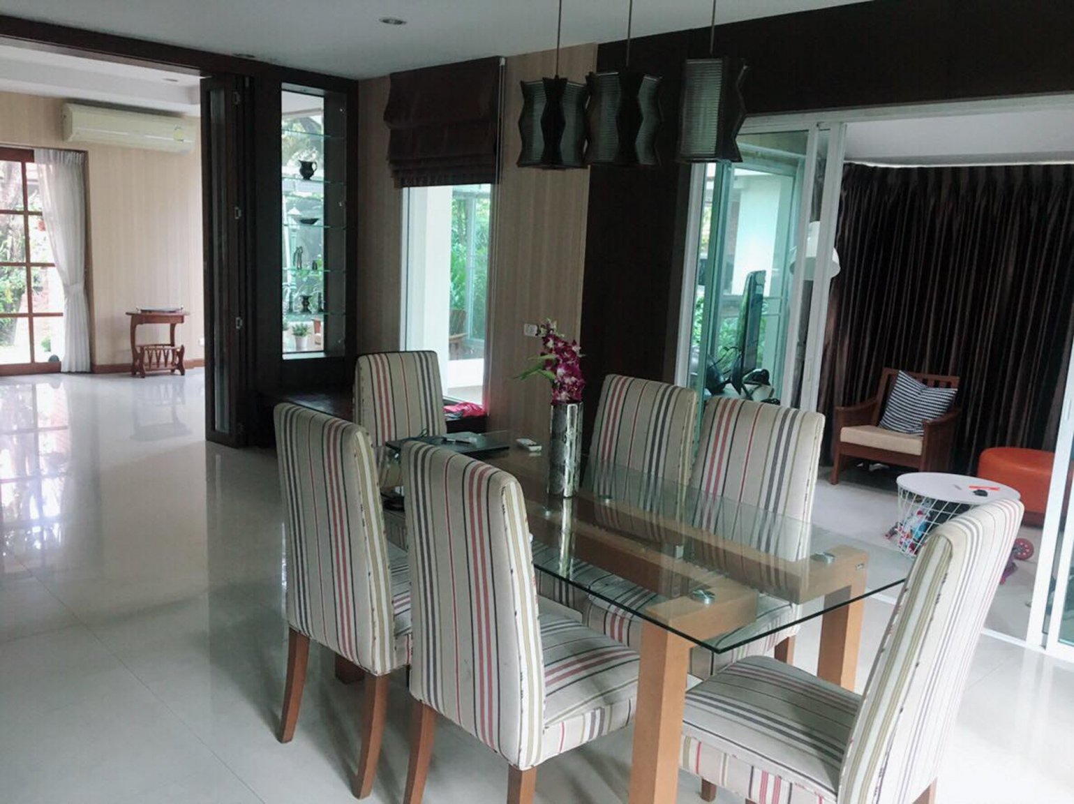Laddarom-Elegance-ramkamhaeng-11.jpg