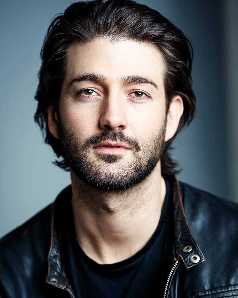 Oliver-Tompsett-(2).jpg