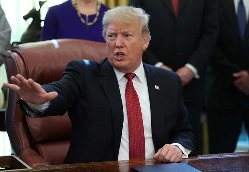 2019-01-31T233521Z_1_LYNXNPEF0U2EC_RTROPTP_4_USA-TRUMP.JPG
