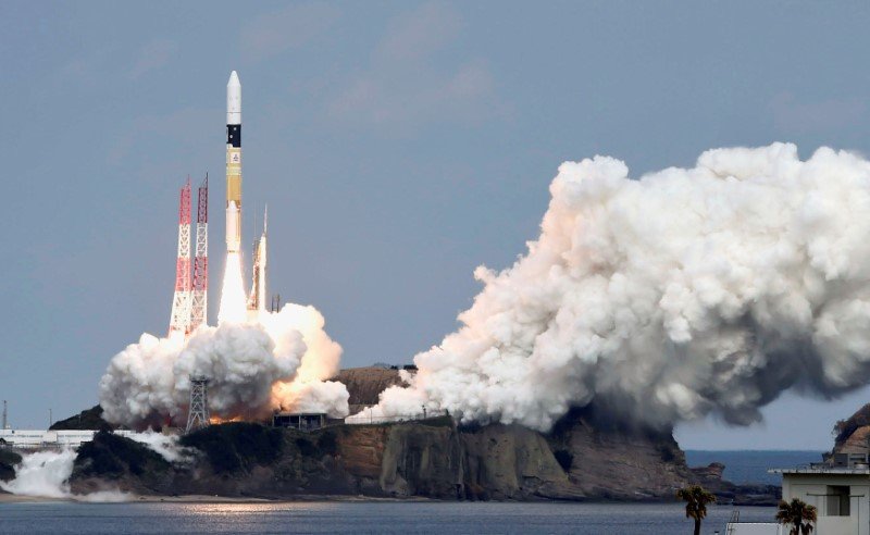 2019-02-22T030427Z_1_LYNXNPEF1L04R_RTROPTP_3_SPACE-JAPAN-PROBE.JPG