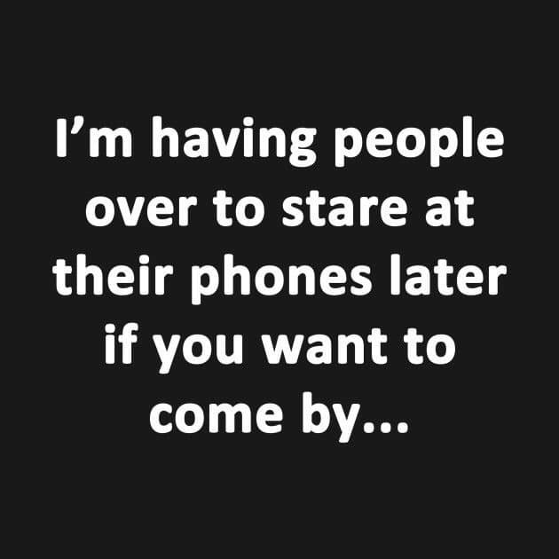 1928660981_phonestare.jpg.0a2a56396e9be4ad75b066a4d6913985.jpg