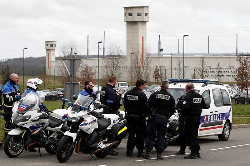 2019-03-05T223449Z_1_LYNXNPEF241PY_RTROPTP_4_FRANCE-SECURITY.JPG