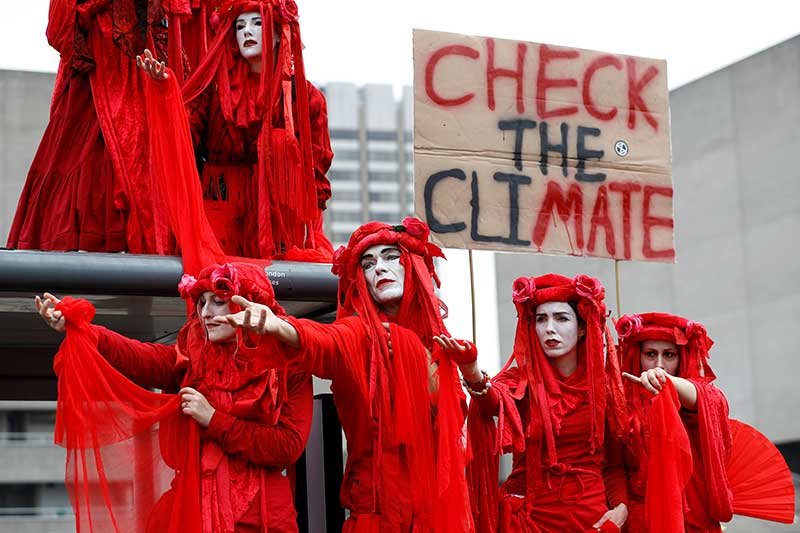 2019-04-16T170404Z_1_LYNXNPEF3F18N_RTROPTP_4_BRITAIN-PROTEST-CLIMATE-CHANGE.JPG