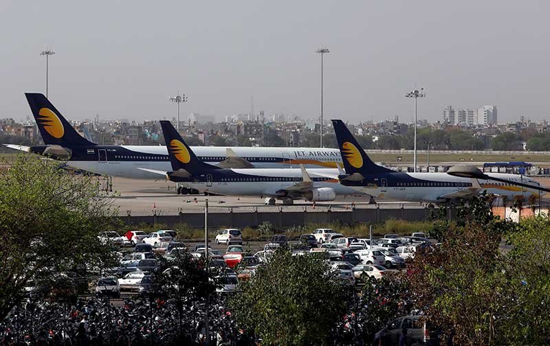 2019-04-17T145714Z_2_LYNXNPEF3G12D_RTROPTP_4_JET-AIRWAYS-DEBT.JPG