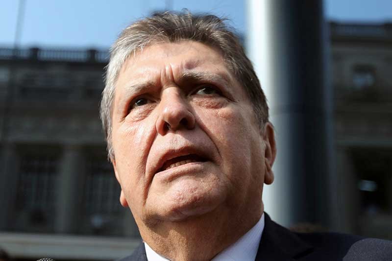 2019-04-17T163032Z_2_LYNXNPEF3G13Z_RTROPTP_4_PERU-CORRUPTION-GARCIA.JPG
