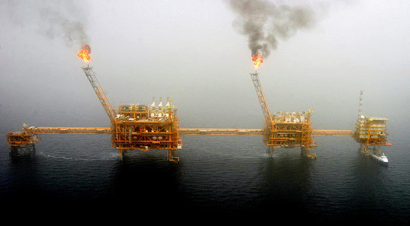 2019-04-21T234729Z_2_LYNXNPEF3K0SY_RTROPTP_4_OIL-IRAN-SANCTIONS.JPG