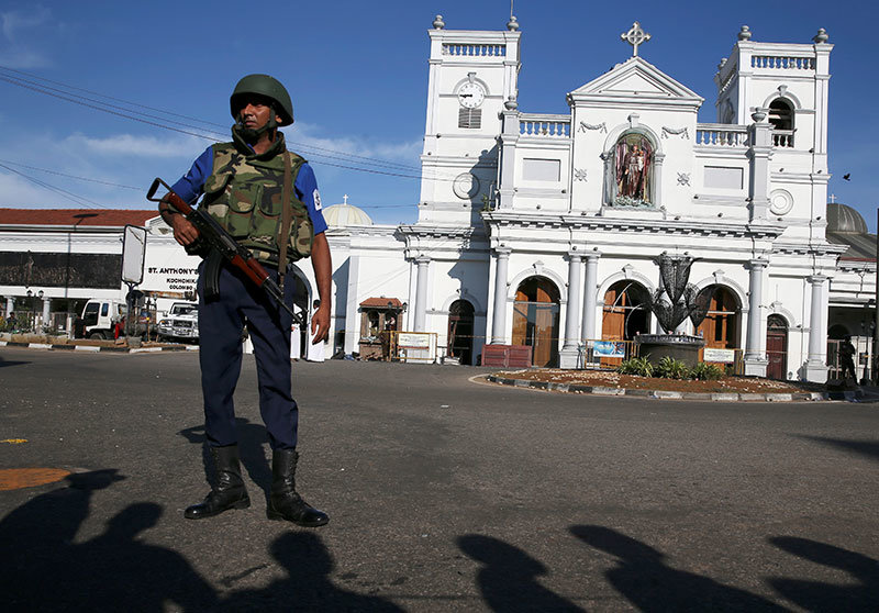 2019-04-22T031719Z_1_LYNXNPEF3L040_RTROPTP_4_SRI-LANKA-BLASTS.JPG