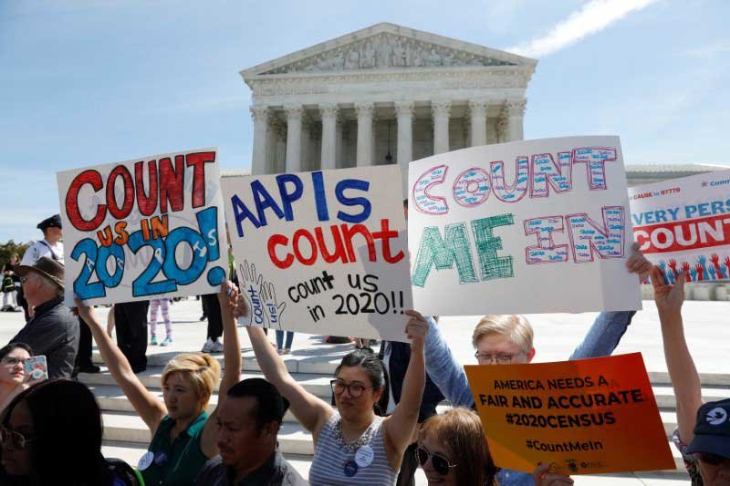 2019-04-23T161812Z_1_LYNXNPEF3M1C3_RTROPTP_3_USA-COURT-CENSUS.JPG
