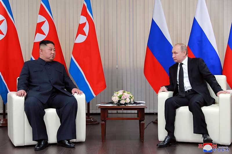 2019-04-25T214223Z_1_LYNXNPEF3O283_RTROPTP_4_NORTHKOREA-RUSSIA.JPG